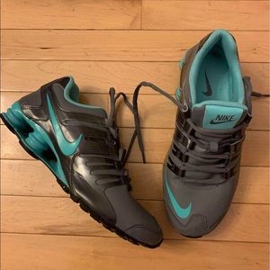 Nike size 10 like new